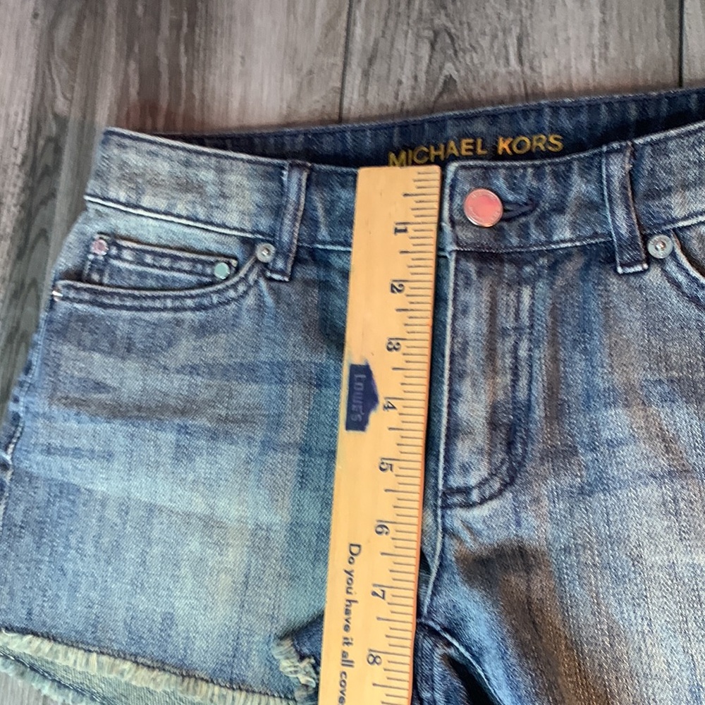 NWOT Women’s MICHAEL KORS Jean Sorts in Size 0